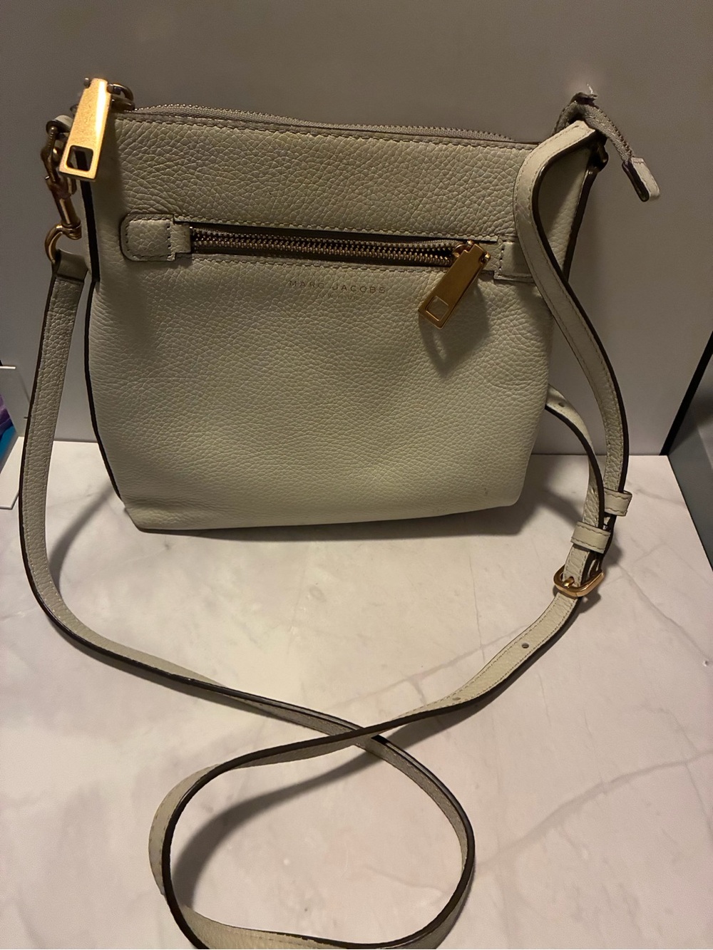 Marc Jacobs Pebbled Leather Crossbody in Cream with Gold Hardware